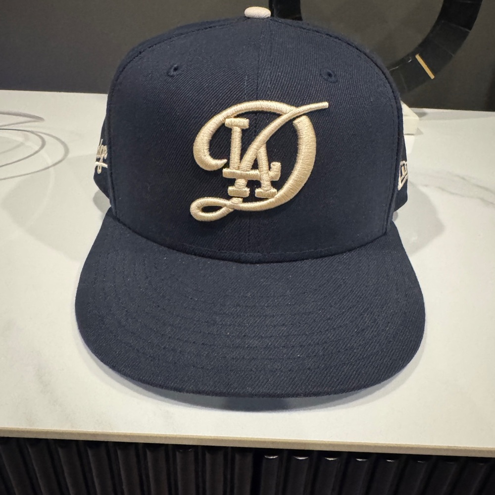 New Era Dark Blue LA Logo Cap